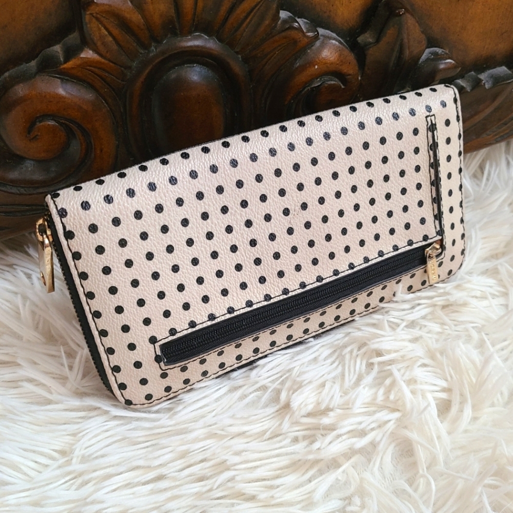 Fossil Black & White Pebbled Leather Polka Dot Zip Around Wallet